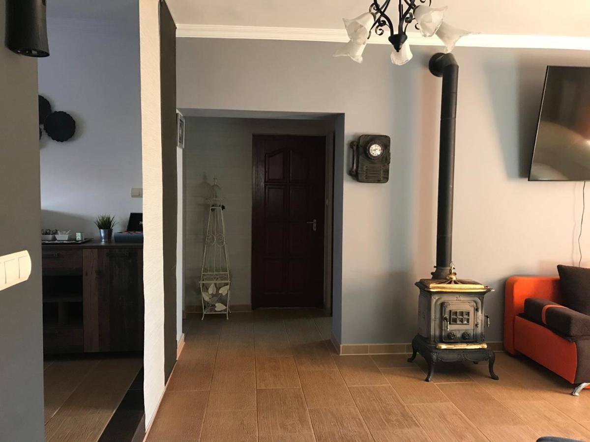 Eden Apartman Algyo Kültér fotó