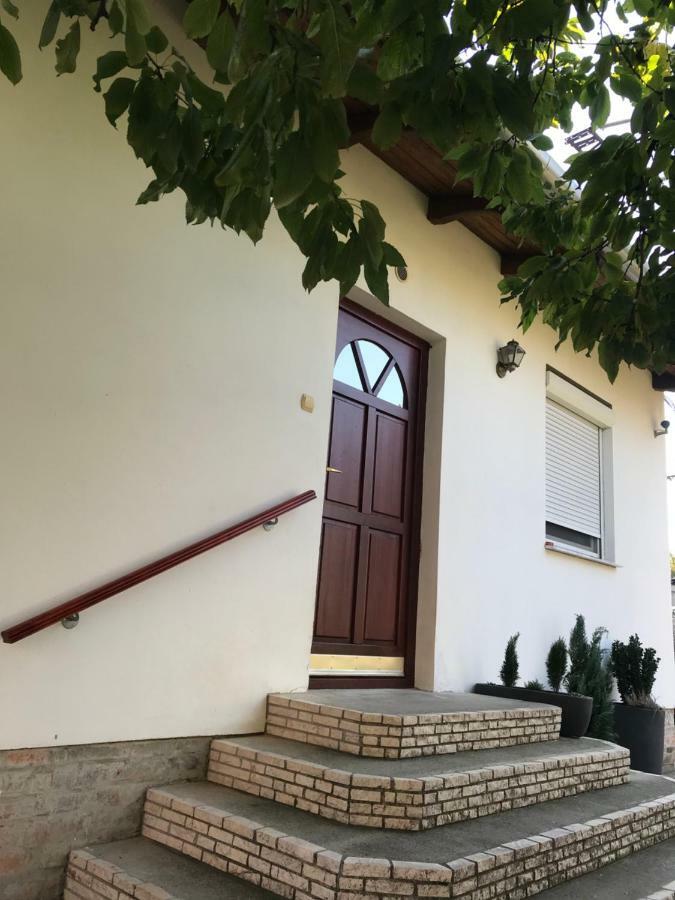 Eden Apartman Algyo Kültér fotó